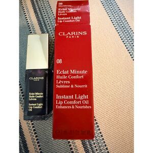 NIB Clarins Instant Light Lip Comfort Oil in 08 Blackberry